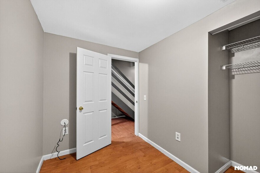 Building Photo - 8204 Coneflower Way