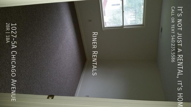 Building Photo - 1027-5A Chicago Ave