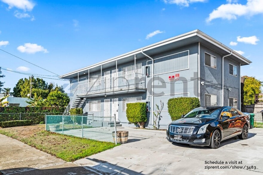 Building Photo - 1379 Harmon St