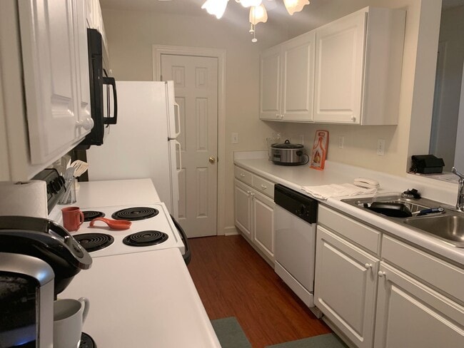 Building Photo - Beautiful, 1st Floor Unfurnished,  Bedroom Condo at Riverwoods in Murrells Inlet!
