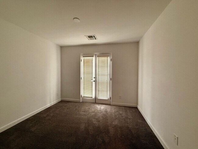 Building Photo - 3 BED 2.5 BATH 2 CAR GARAGE TOWNHOUSE w/ LOFT in CADENCE FOR RENT!
