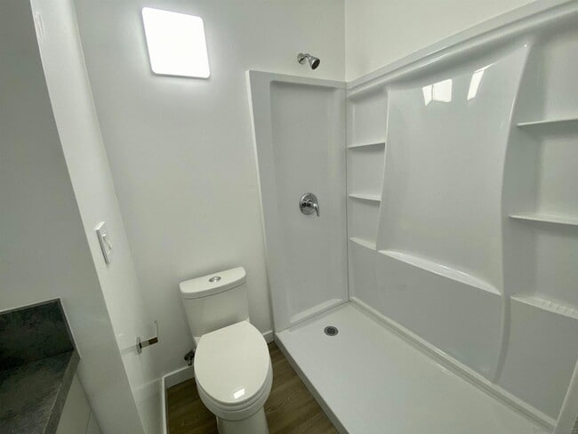 Building Photo - Beautifully Updated UTC Home with 2 Master Suites!