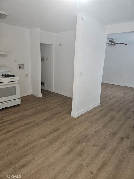 Building Photo - 1814 W Houston Ave