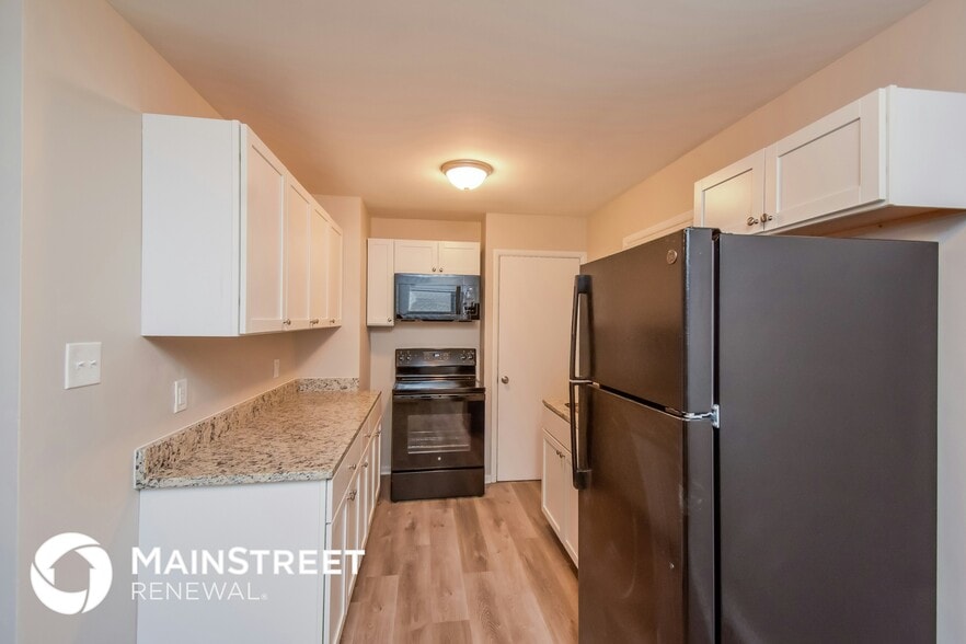 Building Photo - 5234 E 20th St