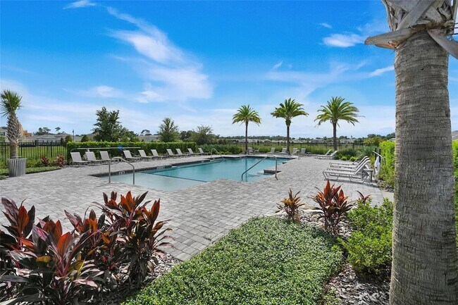 Building Photo - 5457 Hayloft Dr