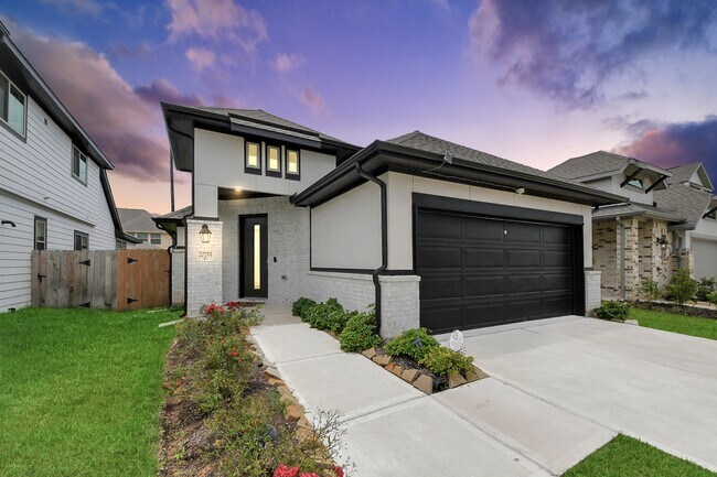 Building Photo - 20755 Sunseed Dr