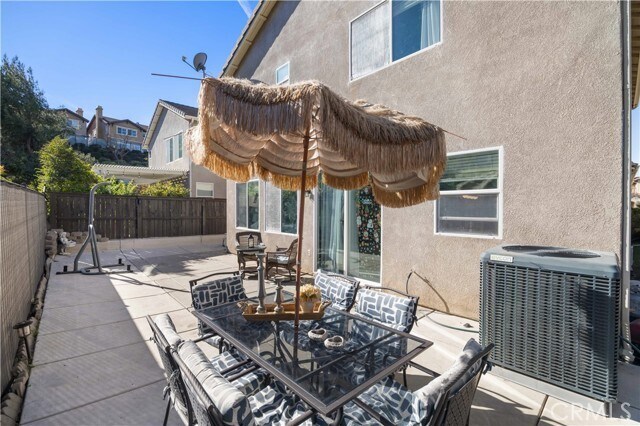 Building Photo - 25090 Acorn Ct