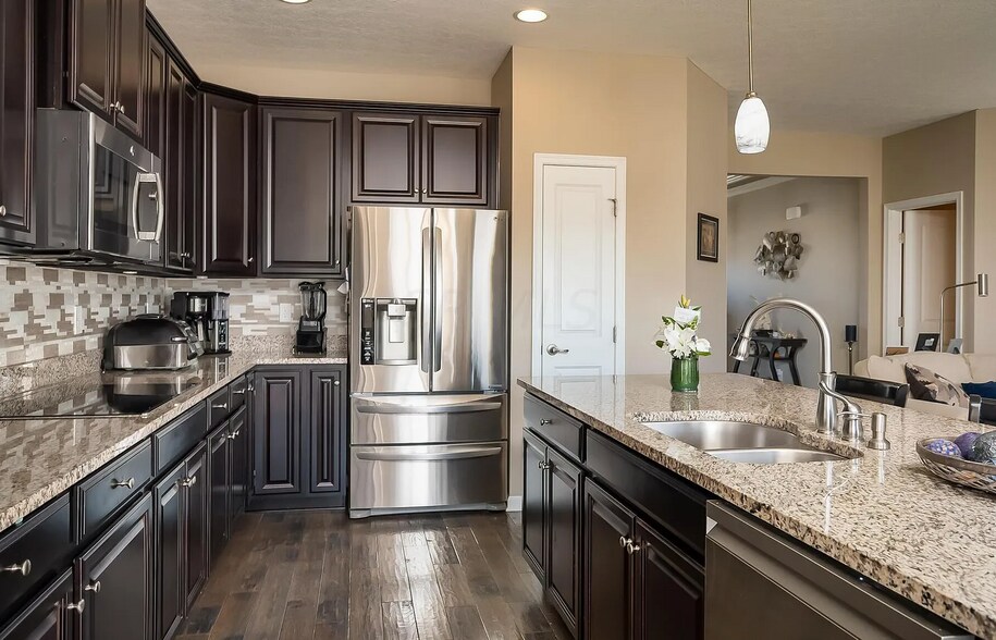 Building Photo - 700 Ferguson Ave