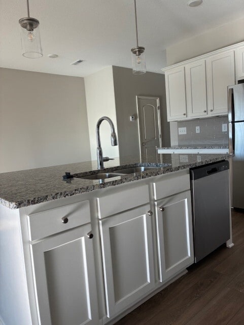 Building Photo - 2821 Yorkshire Moors Wy