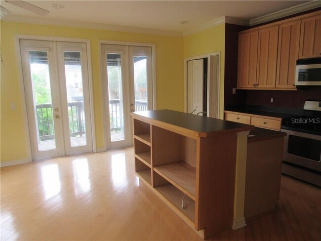 Building Photo - 2914 Bayshore Pointe Dr