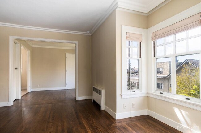 Building Photo - 2989 Jackson St