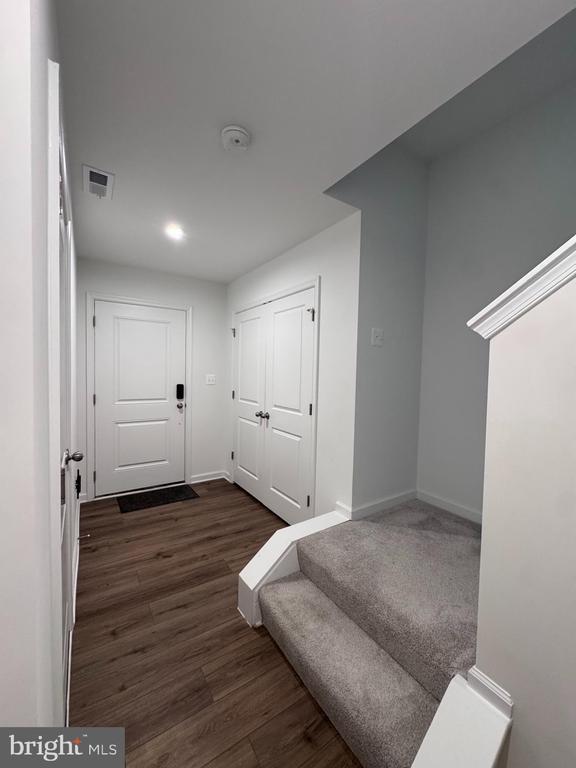 Building Photo - 26 Bitsy Rd