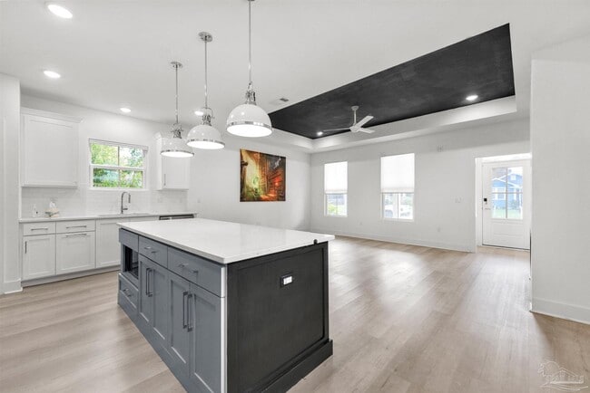 Building Photo - 17 N L St