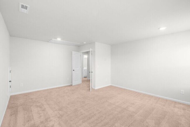 Building Photo - Luxury Living Begins at Home: Where Every Day Feels Like a Retreat; 5BR/3BA, Office