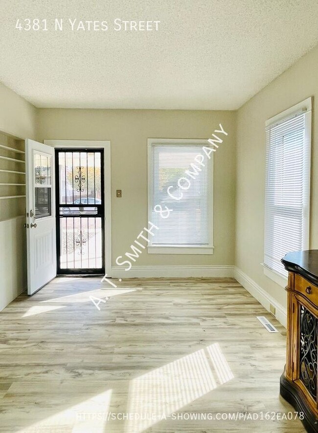 Building Photo - Two Bedroom Single Family In Berkeley Neig...