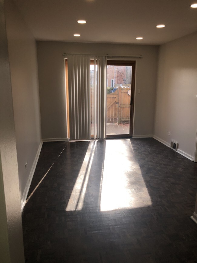 Dining Room - 2003 Walters Ave