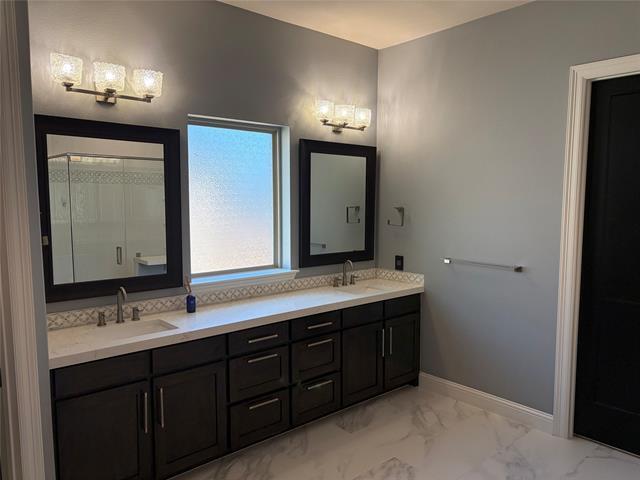 Building Photo - 1147 Spencer St S