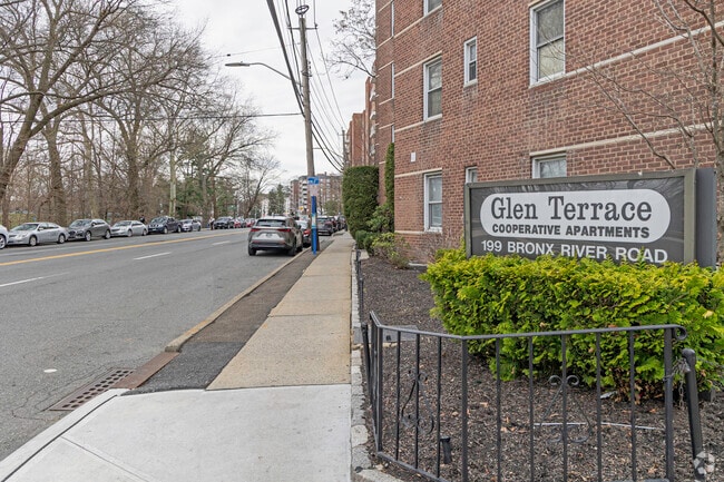 Walkway - Glen Terrace