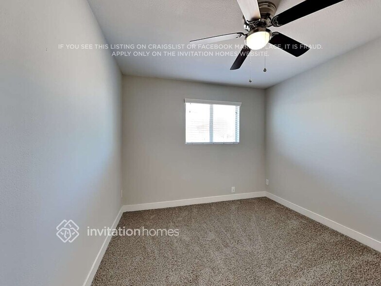 Building Photo - 2136 E Broadmor Dr