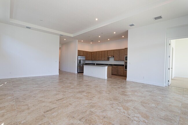 Building Photo - 9155 SW Esule Way