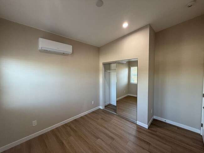 Building Photo - Built In 2024 - 4 bed 2 bath House