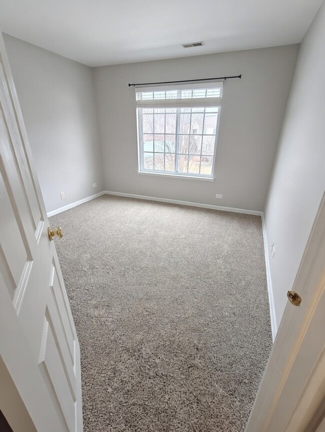 Building Photo - 1819 Indian Hill Ln