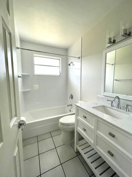 Building Photo - 13413 Pine Needle Ln