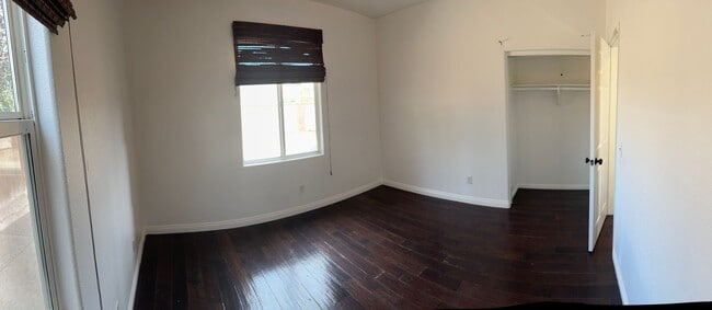 Building Photo - Perfect 4 Bedroom / 3 Bathroom Perris Home