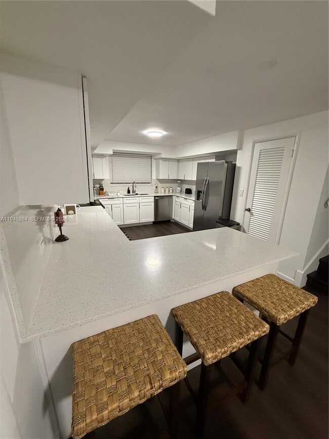 Building Photo - 2036 NE 21st Ave