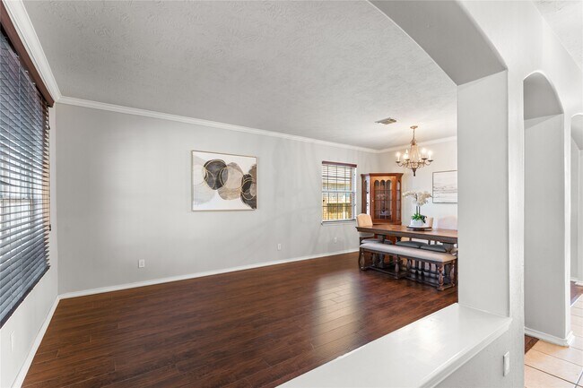 Building Photo - 7419 Chathan Glen Ln