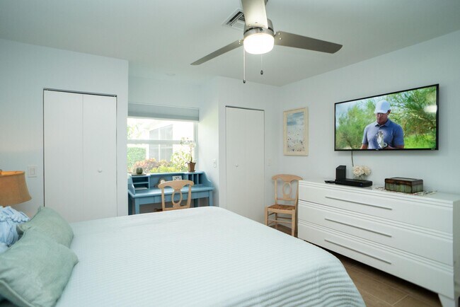 Building Photo - 2331 Croton Ln