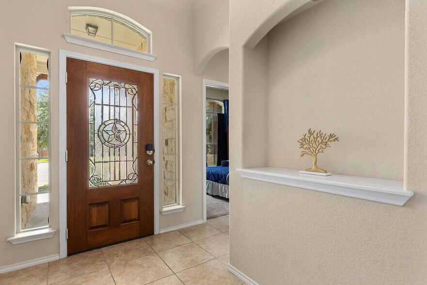 Building Photo - 4905 Ledgestone Trail