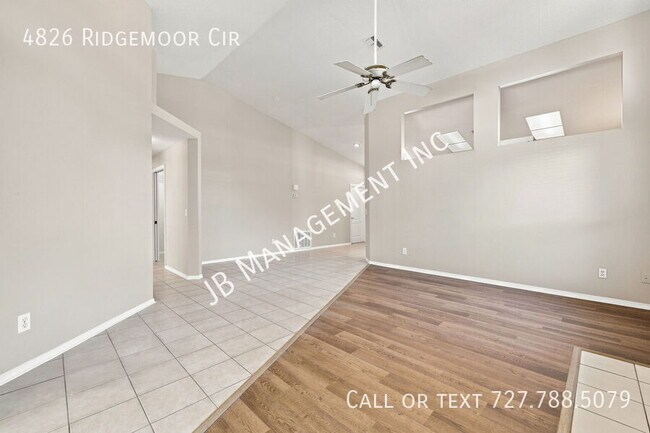 Building Photo - 4826 Ridgemoor Cir