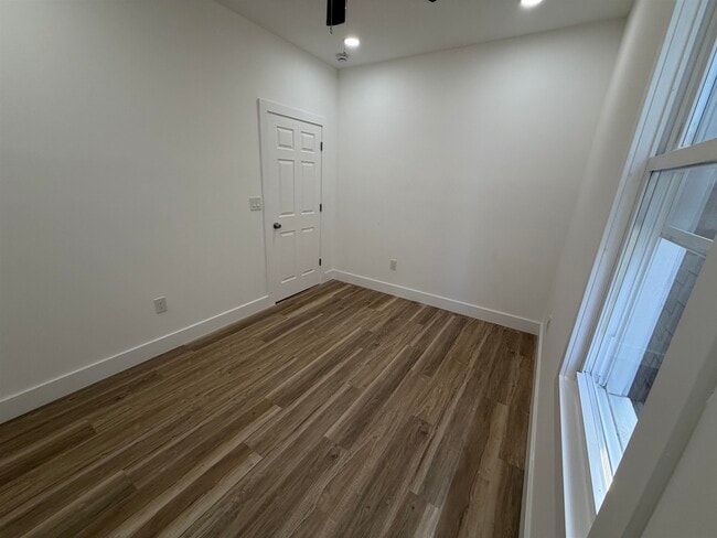 Building Photo - 36 Bidwell Ave