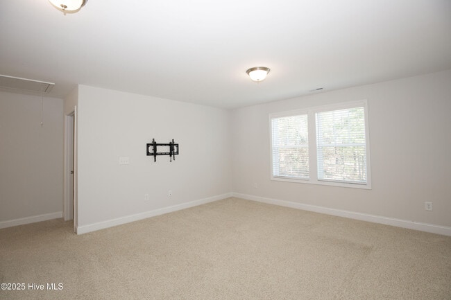 Building Photo - 660 Ave of the Carolinas