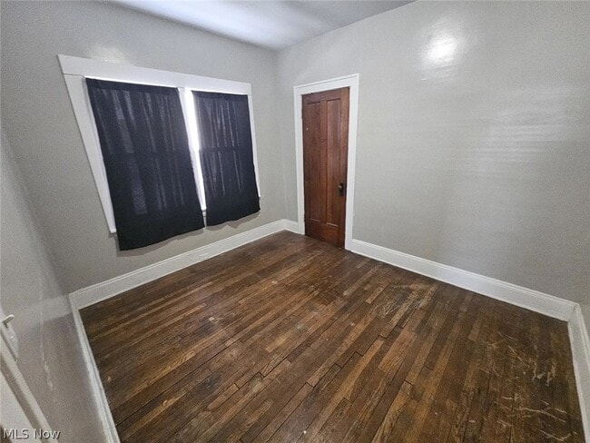 Building Photo - 414 E 146th St