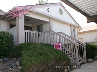 Building Photo - Condo in Montana Villas HOA ~ HOLD