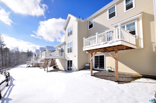 Building Photo - 149 Ridgewood Dr