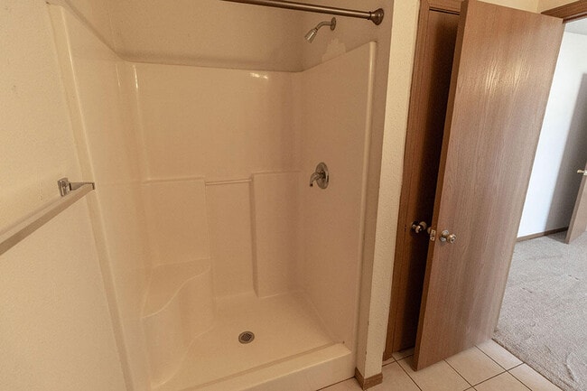 Building Photo - 1610 Typhoon Dr