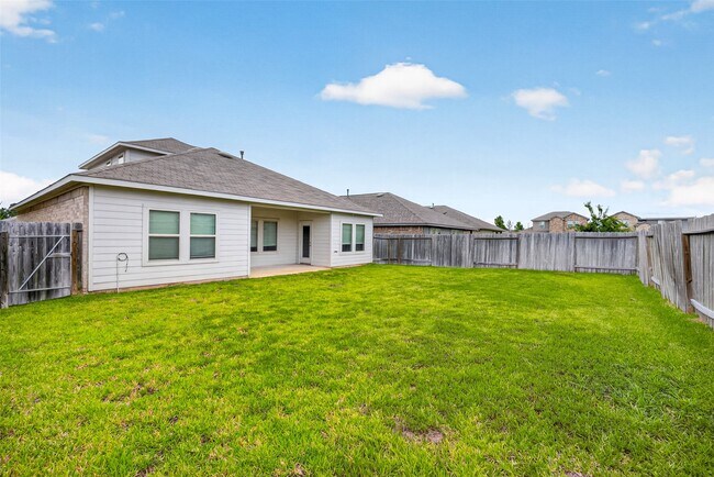 Building Photo - 2330 Georgina Falls Dr