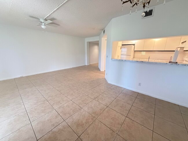 Building Photo - 1300 SW 125th Ave