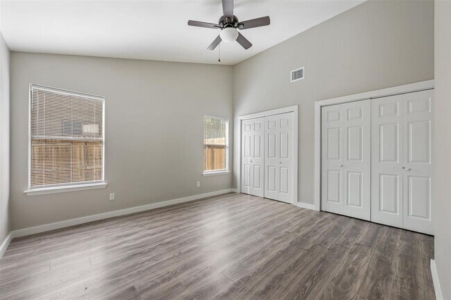 Building Photo - 1807 Verbena Way