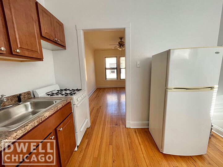 Building Photo - 2639 N Spaulding Ave