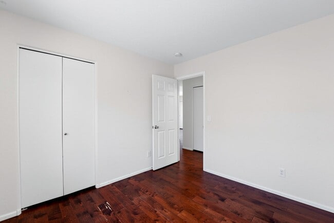 Building Photo - Live in Rancho El Dorado | Spacious 3 Bed Near Golf & Parks