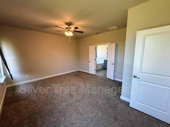 Building Photo - 10921 Rockchapel Dr