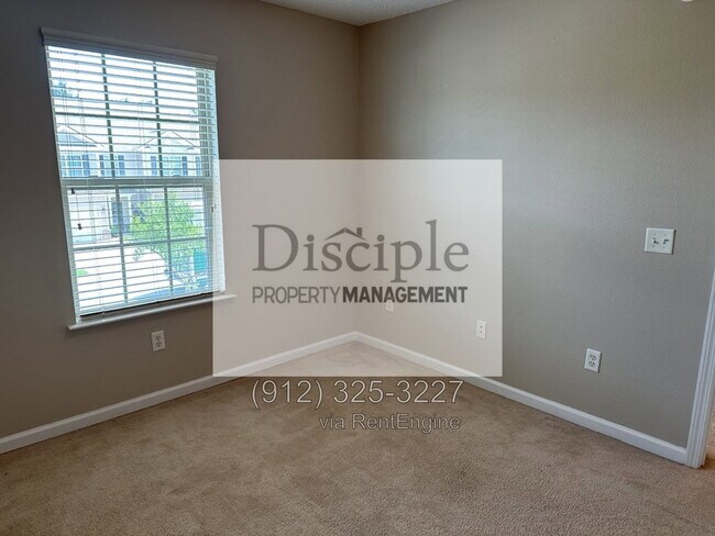 Building Photo - 1045 Canyon Oak Loop