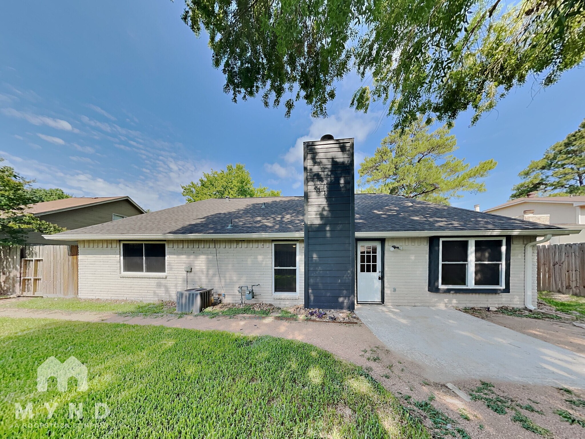 Building Photo - 20106 Big Timber Dr