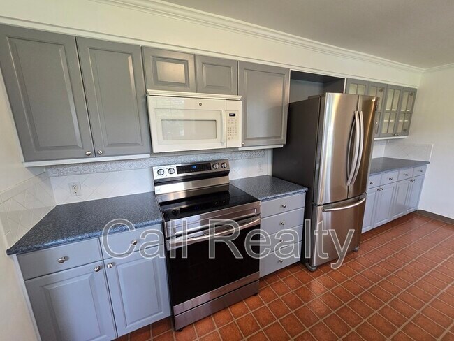 Building Photo - 13324 E Saltese Rd