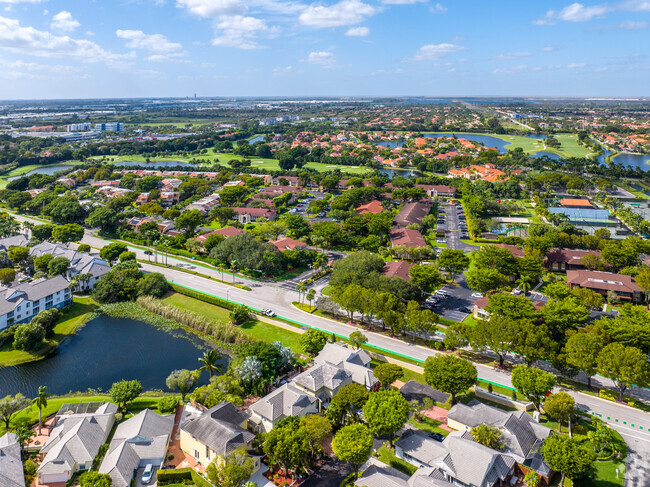 4690 NW 102nd Ave Miami, FL 33178 - Village of Doral Place