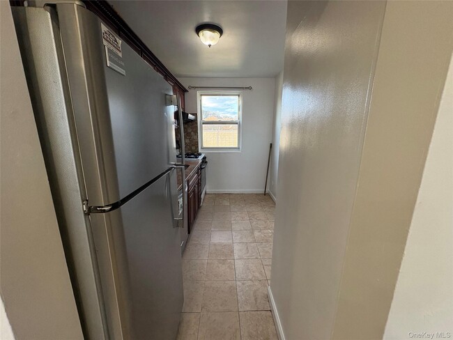 Building Photo - 245-39 76th Ave